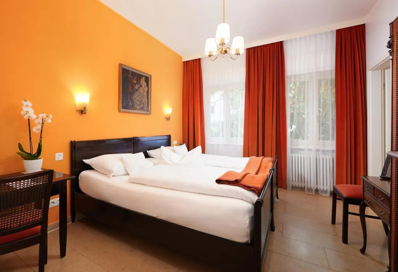 Design-Boutique Hotel Vosteen Núremberg 4*,