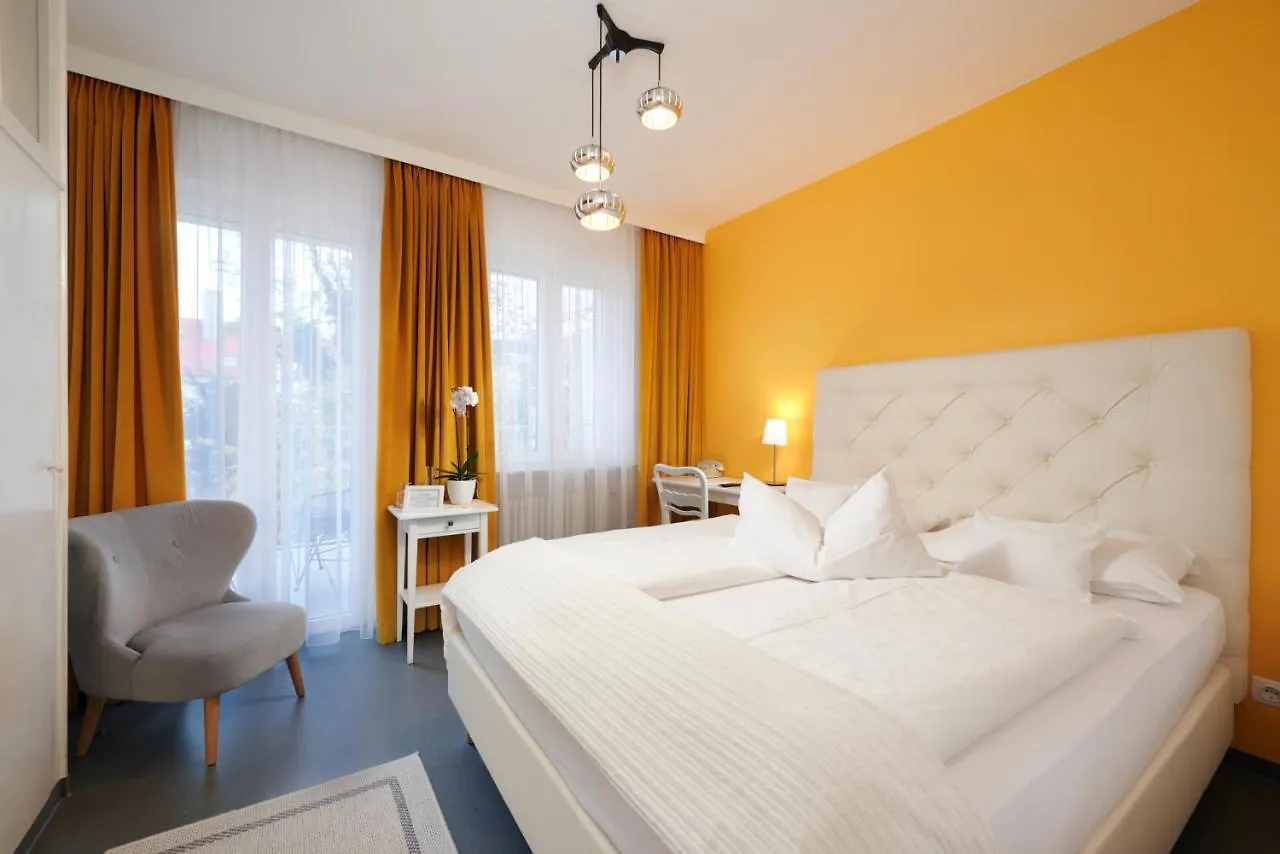Design-Boutique Hotel Vosteen Núremberg 4*,