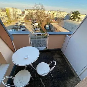 https://schne-2-raumwohnung-in-dresden.dresdenhotels.net
