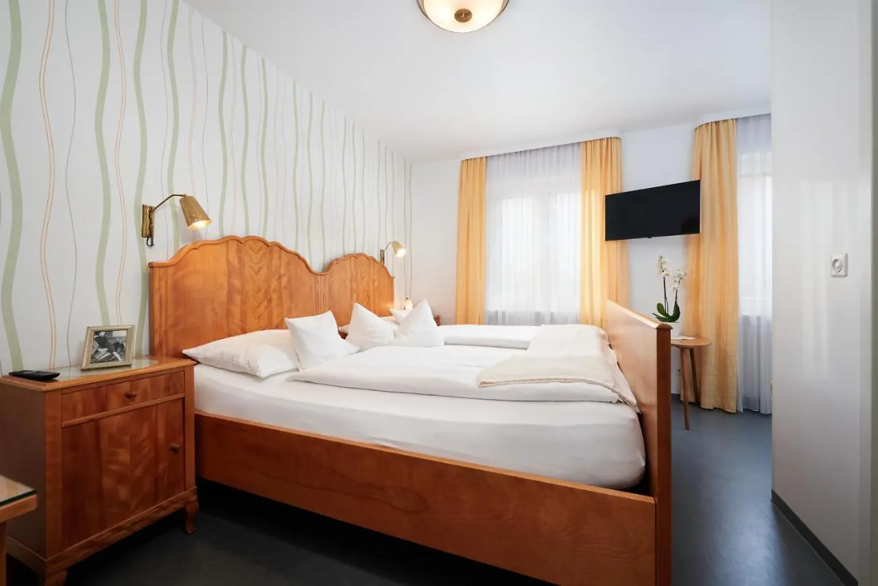 Design-Boutique Hotel Vosteen Nürnberg 4*,